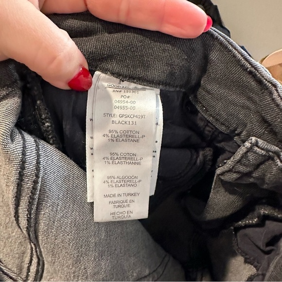 Good American Women’s Good Waist Crop Skinny Black Distressed Denim Jeans Size 0 - Picture 4 of 9